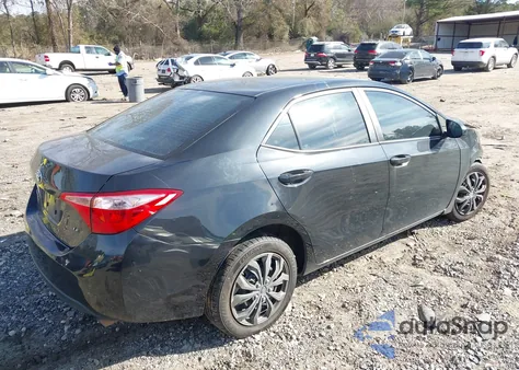 2018 Toyota Corolla Le z USA, uszkodzony, nr VIN 2T1BURHE7JC065081